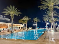 Heated pool & Hot tub