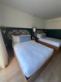 double room with lanai/view