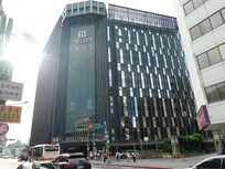 西門駅から2,3分