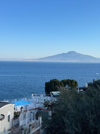 Use from upper terrace