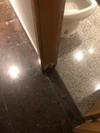 puerta del baño