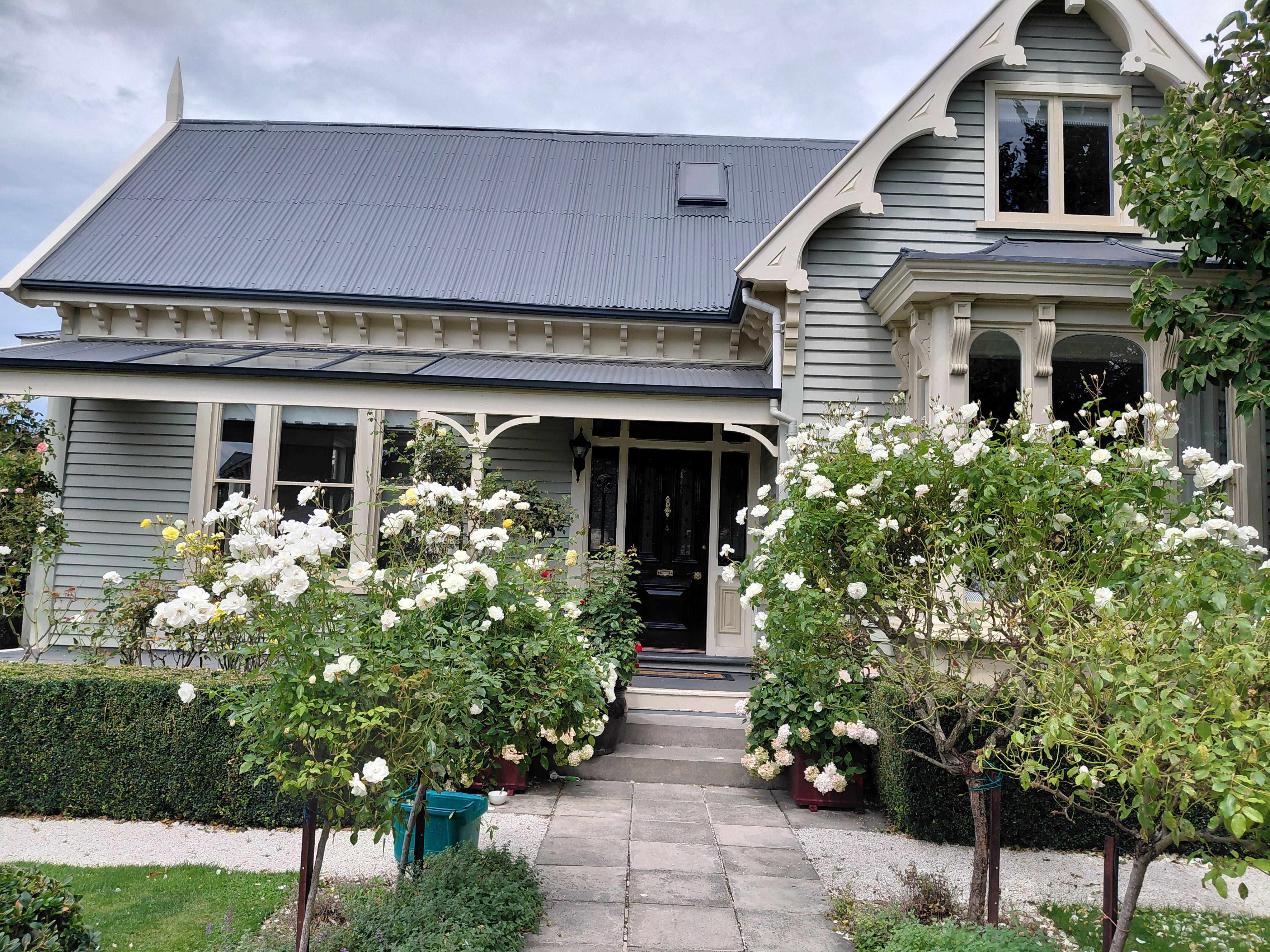 Lovely home . Lovely gardens