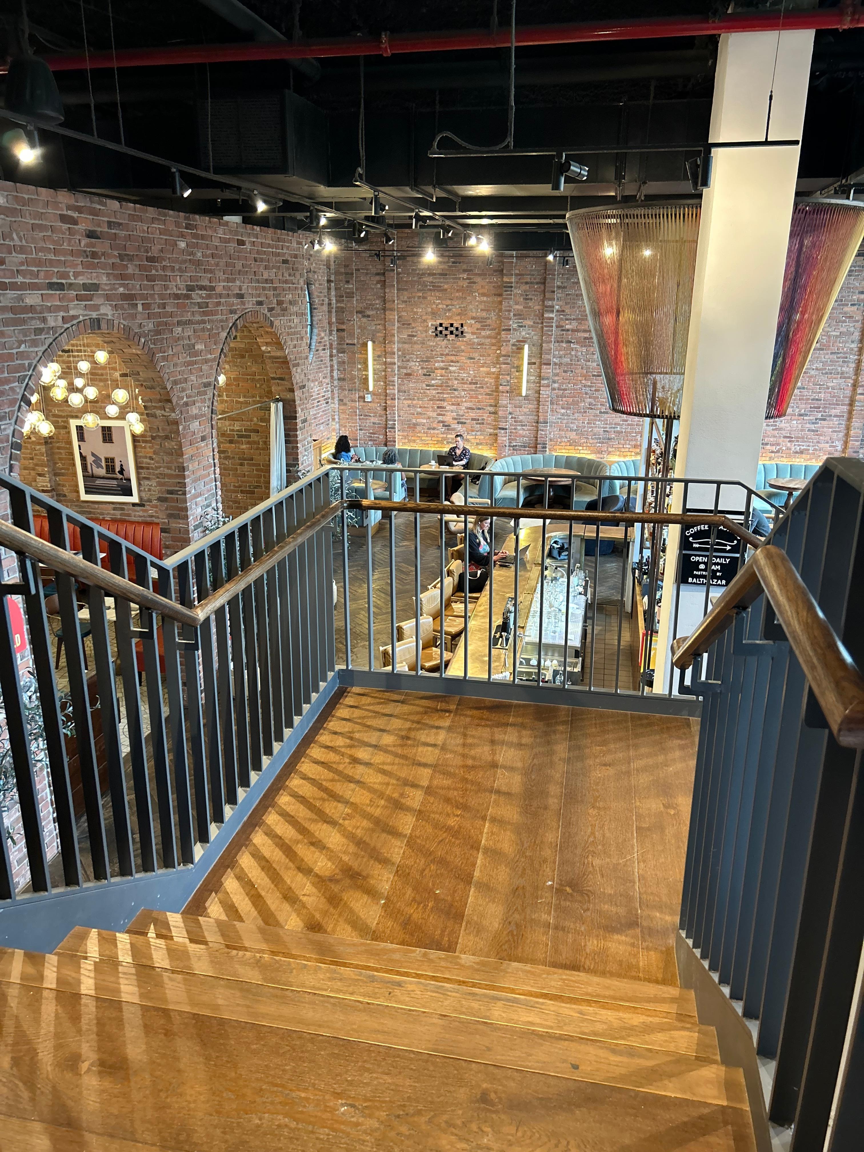 Lobby bar