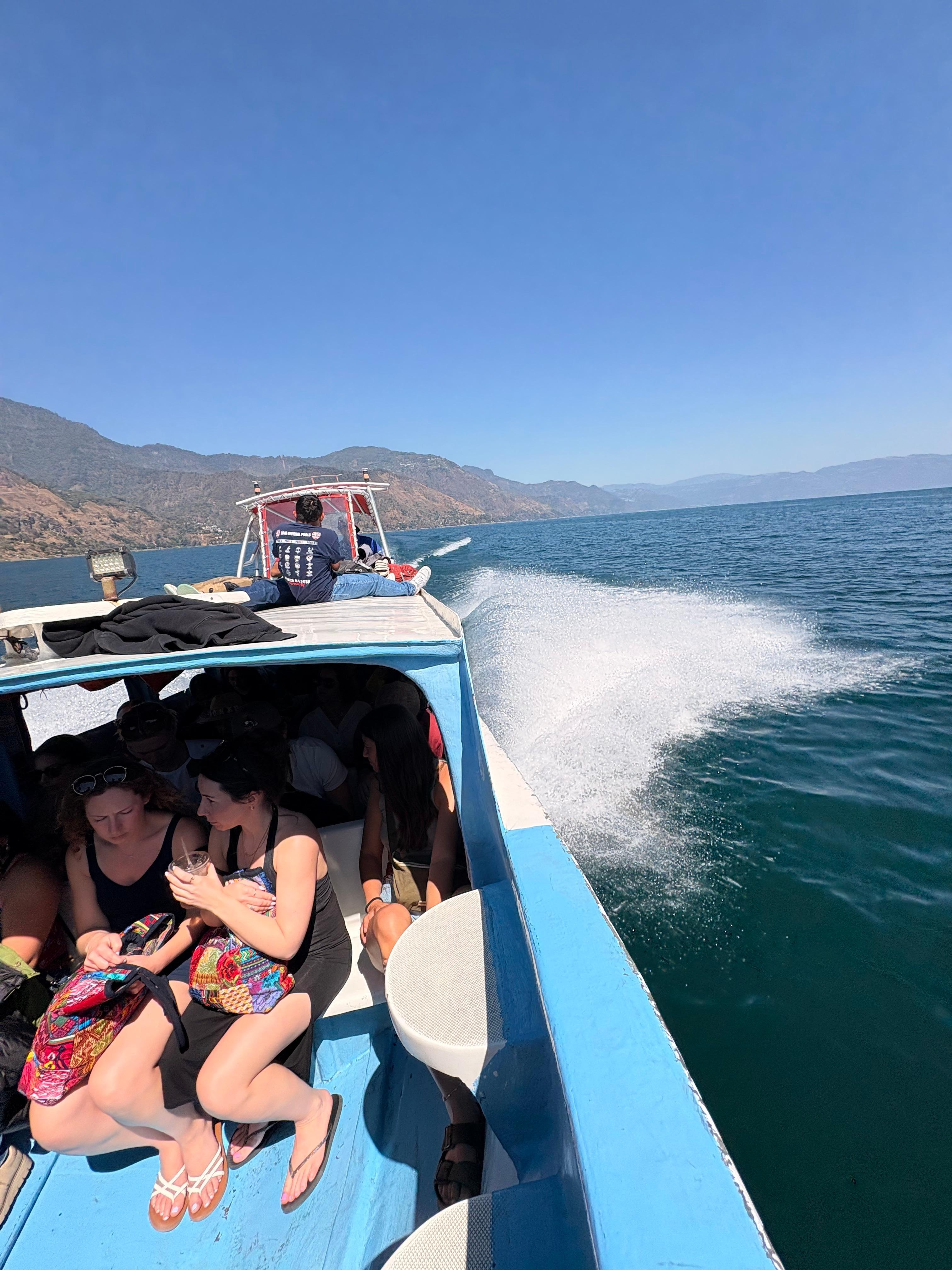 Water Taxi around the Lake