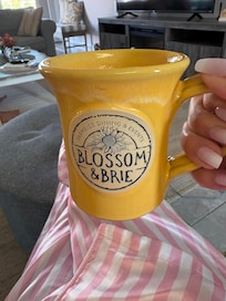 Morning coffee everyday poolside !!!❤️