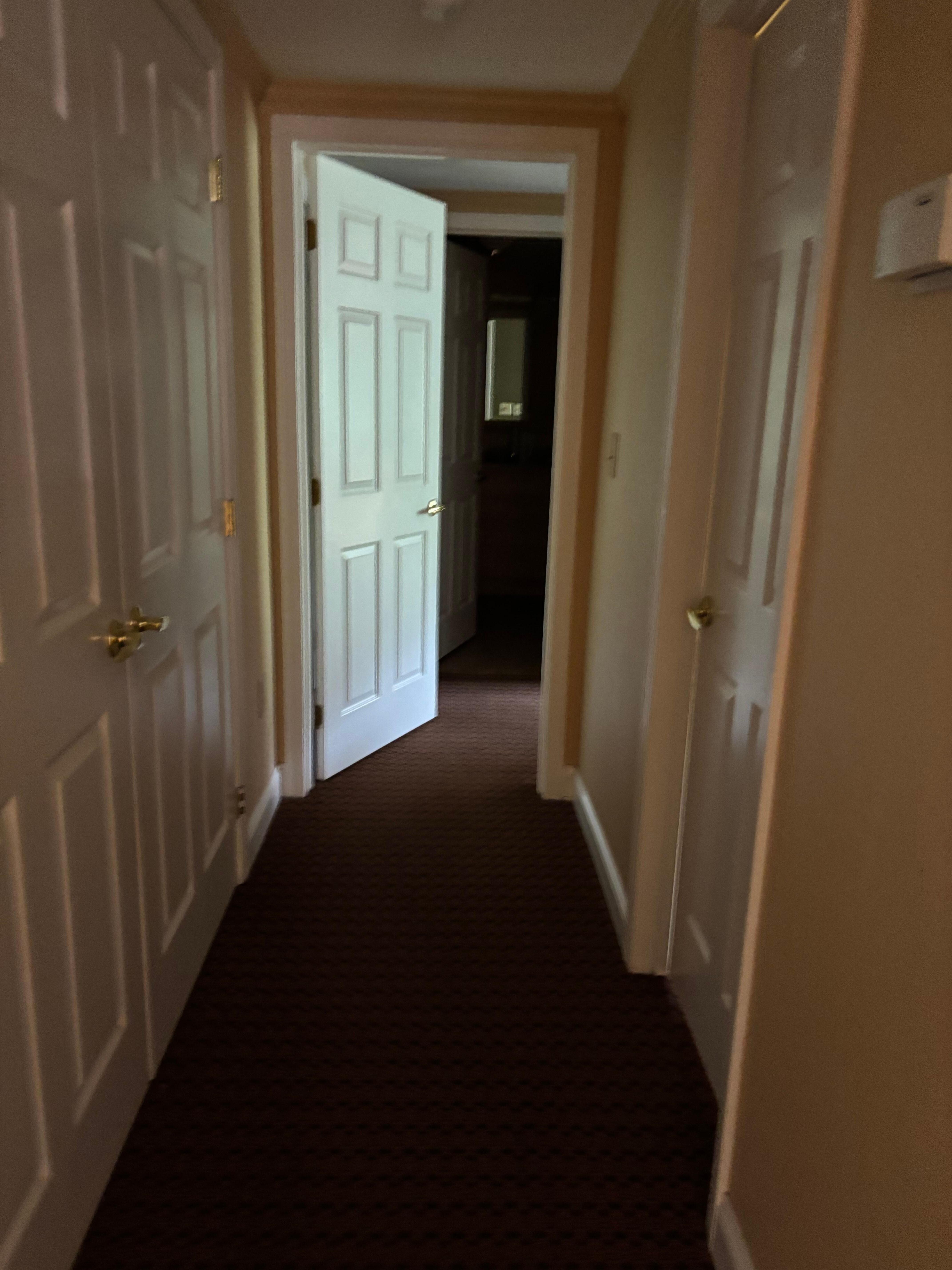 Hallway to bedrooms 