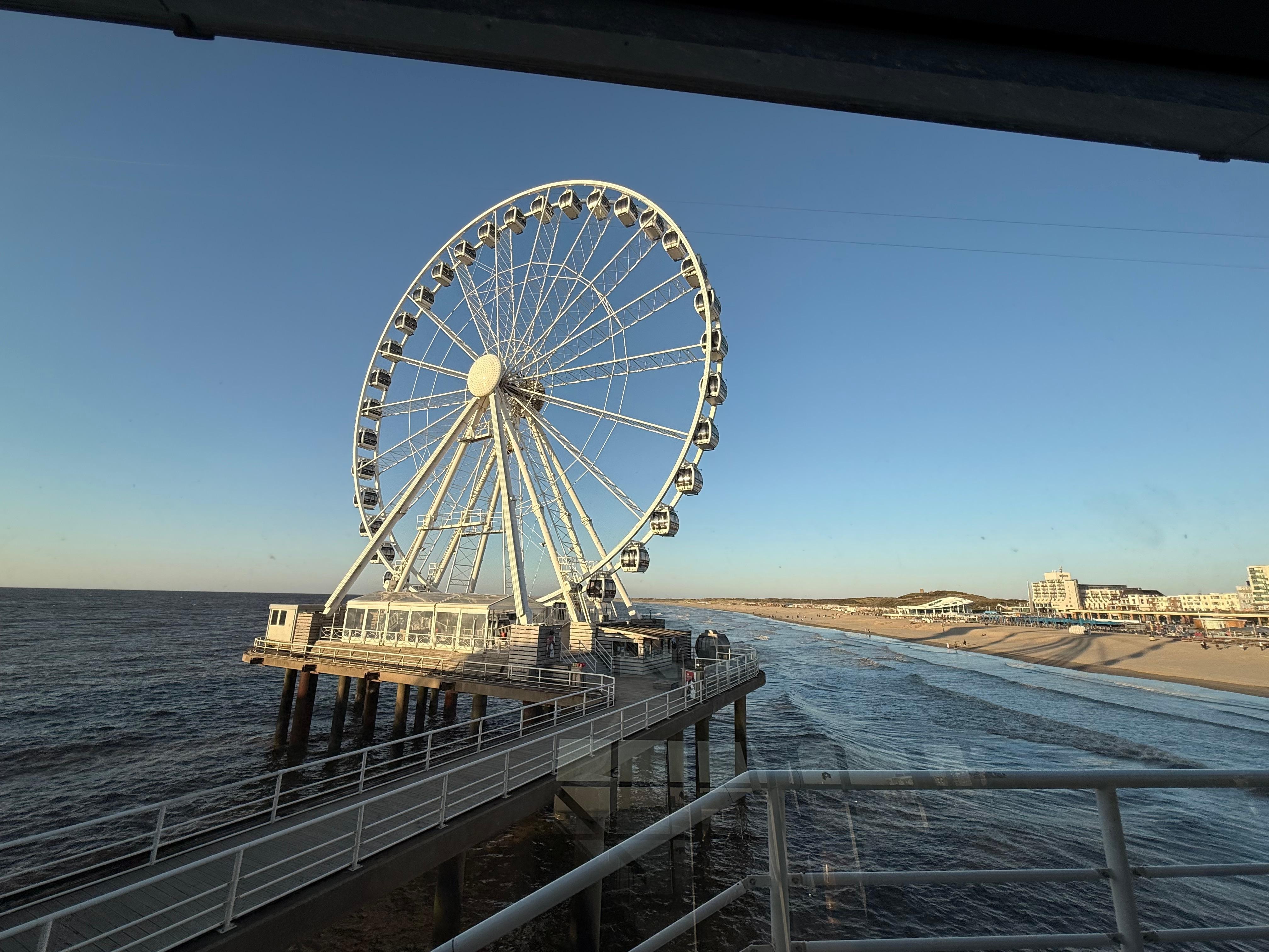 Ferris wheel at the pier