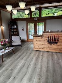 Cottages lobby