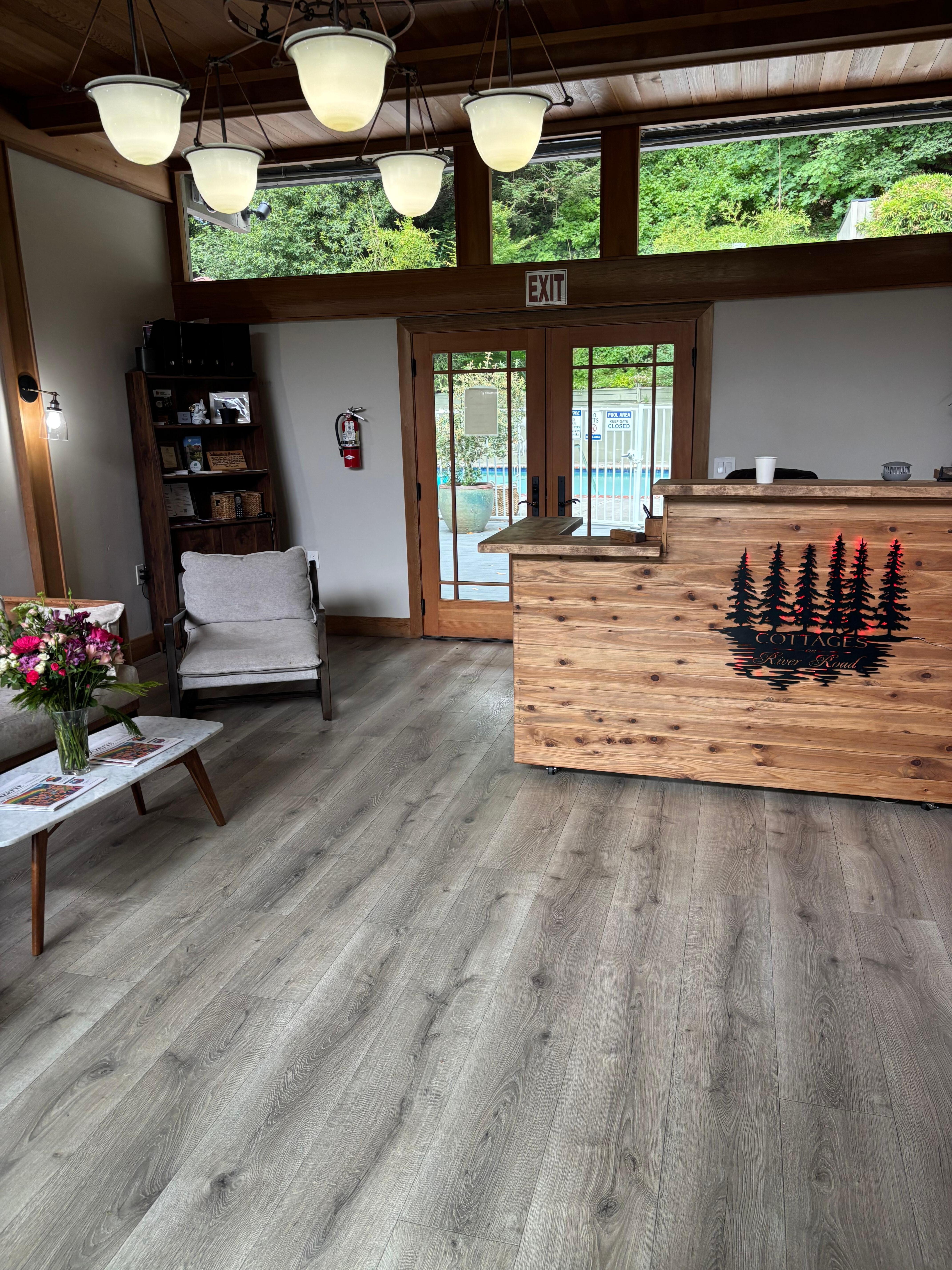Cottages lobby