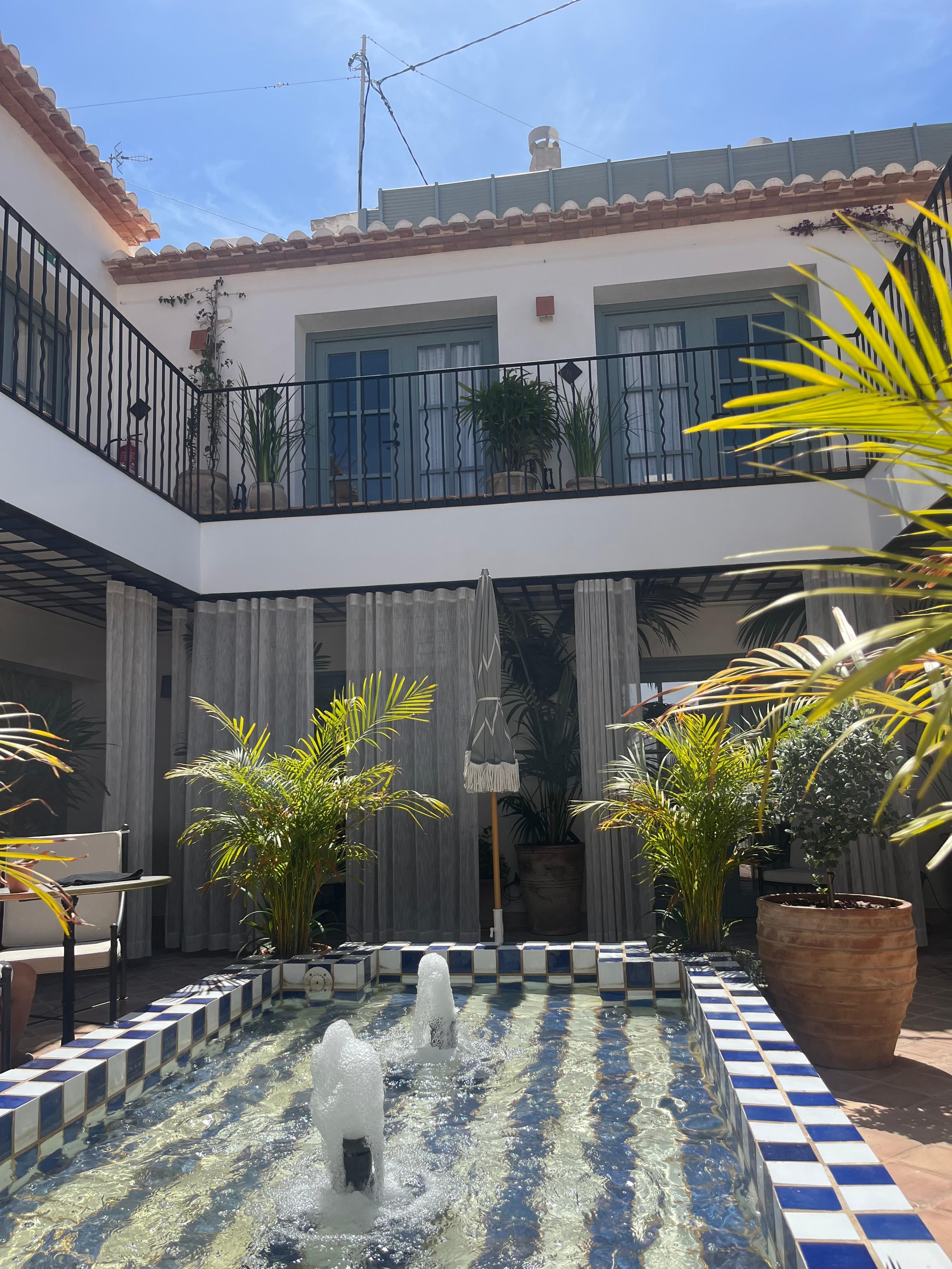 Hotel courtyard 
