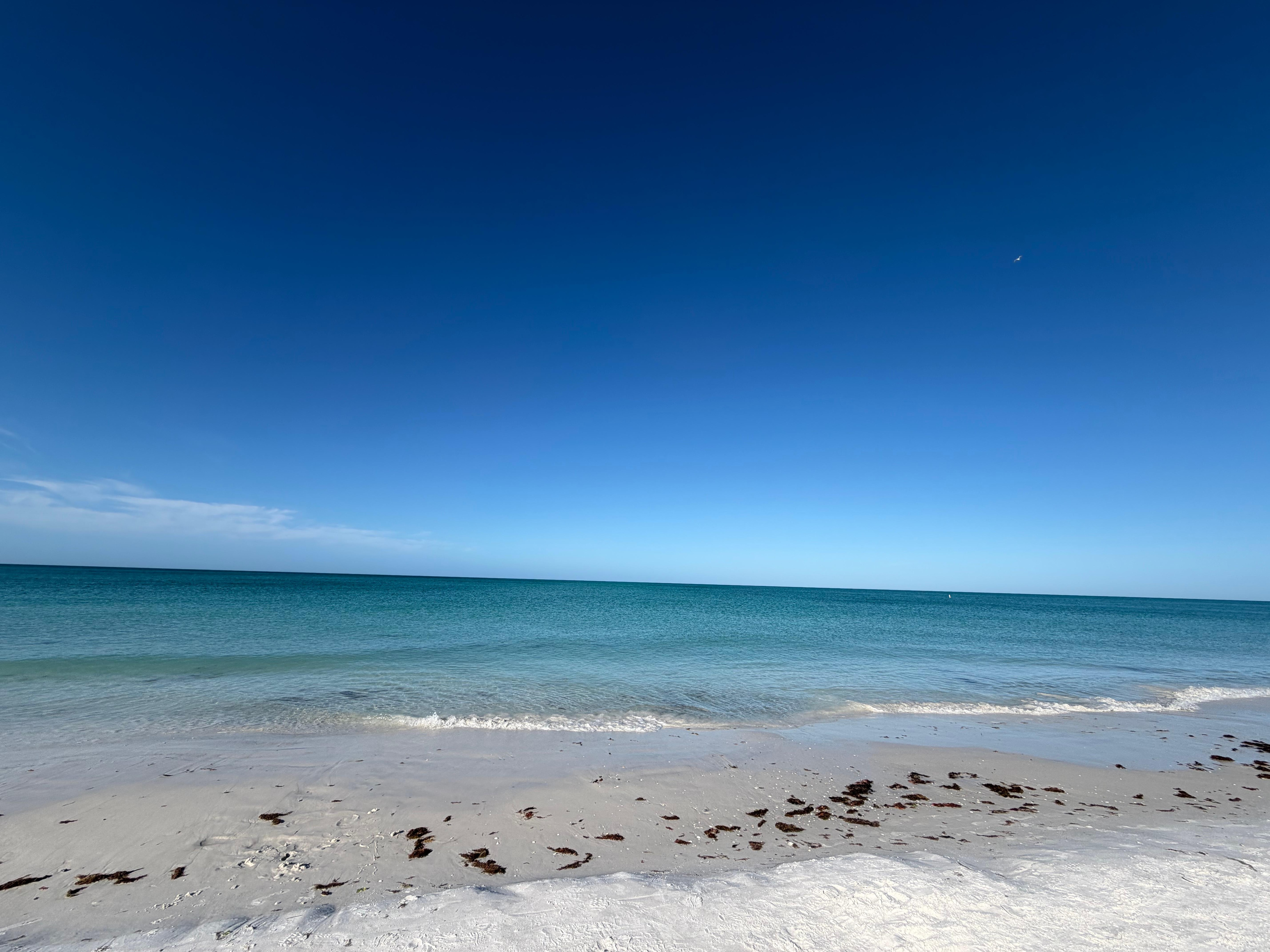 6 minute walk to the beach 