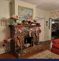 Nicely decorated for my Christmas stay🎄