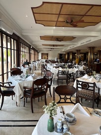 夕食、朝食の場所