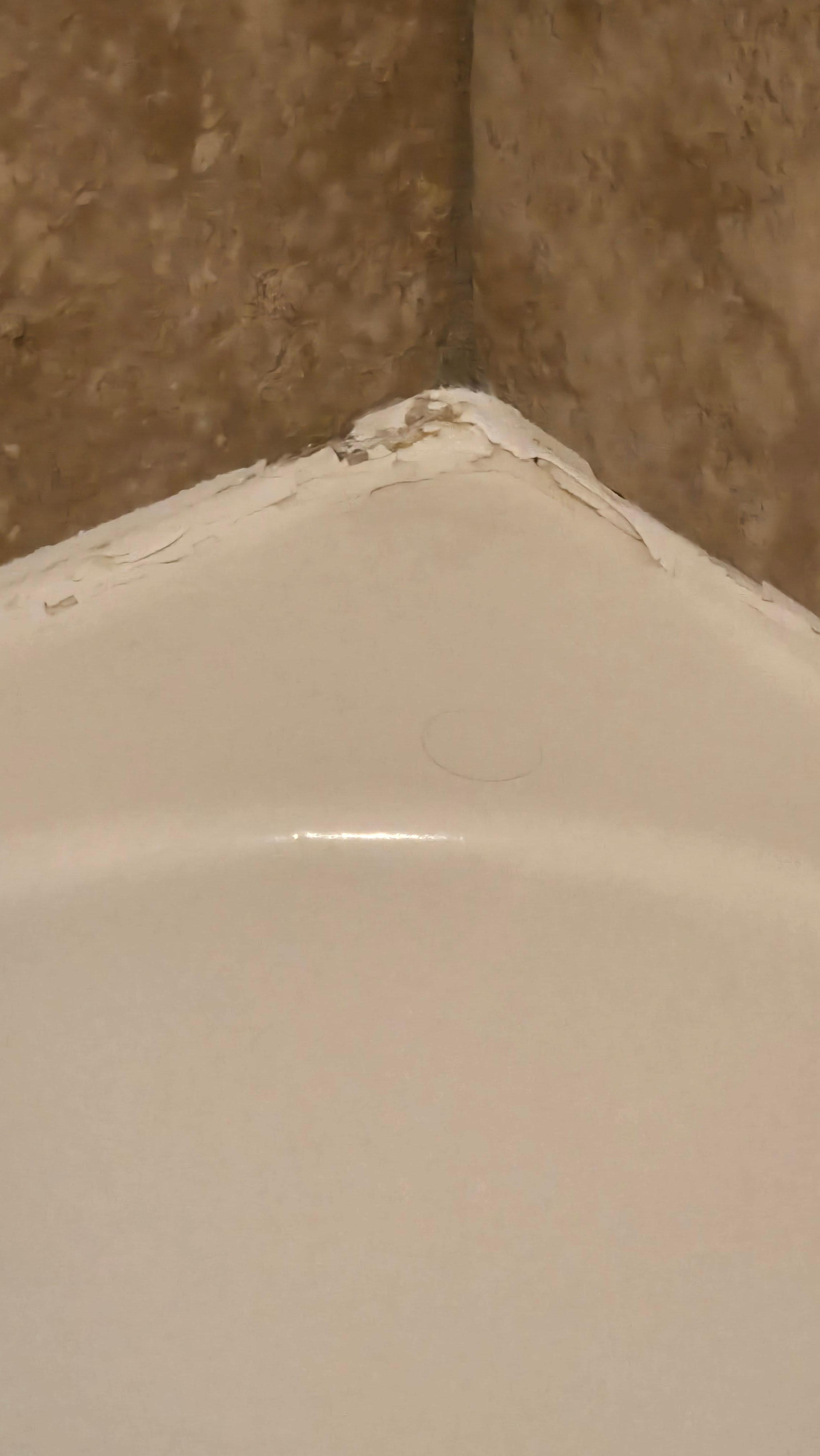 Thick caulk and bathfitter liner