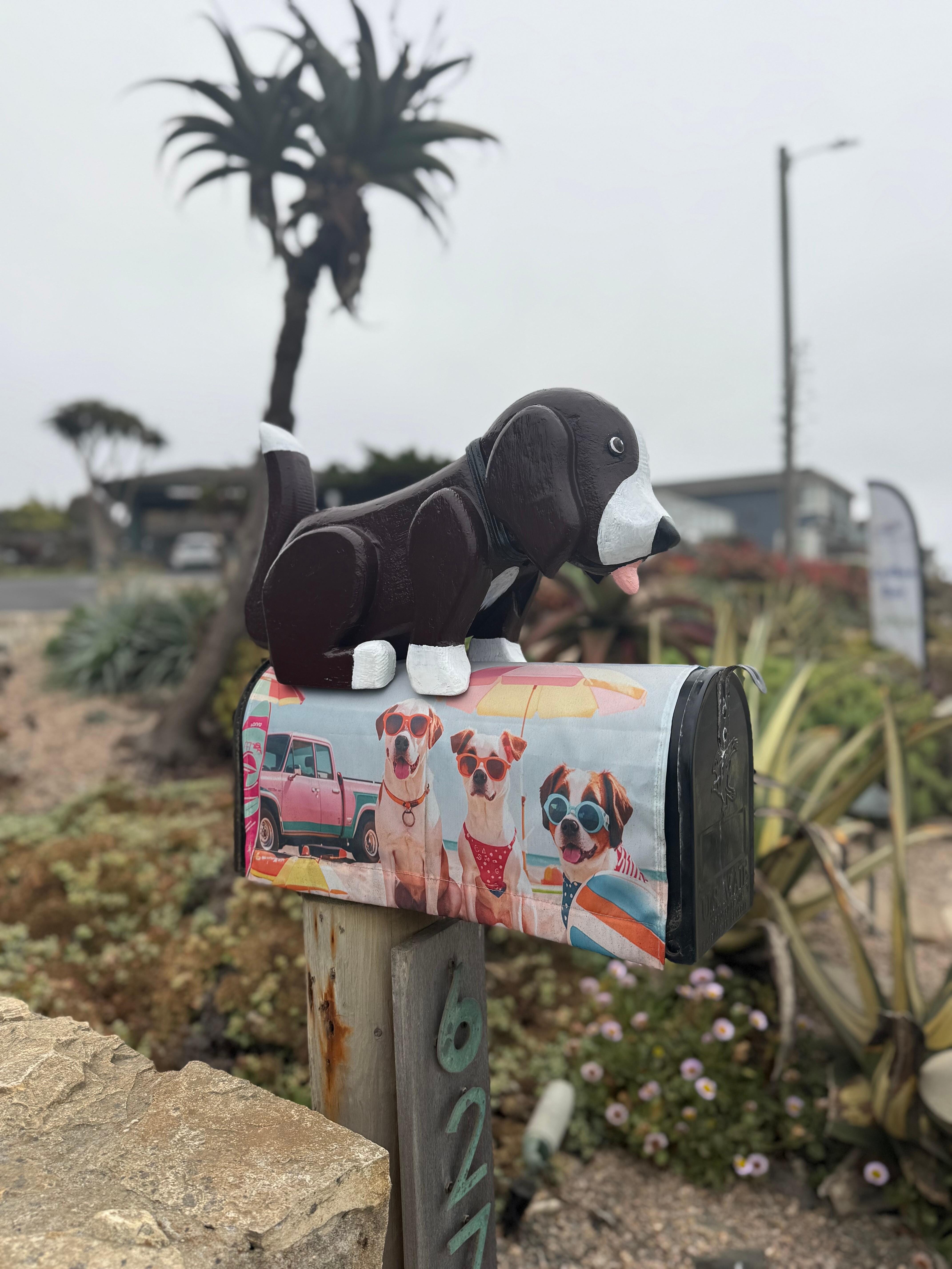 Mailbox says it all! 