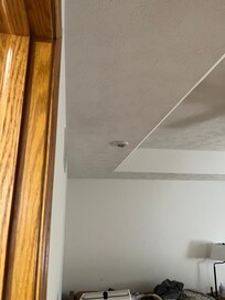No smoke detector