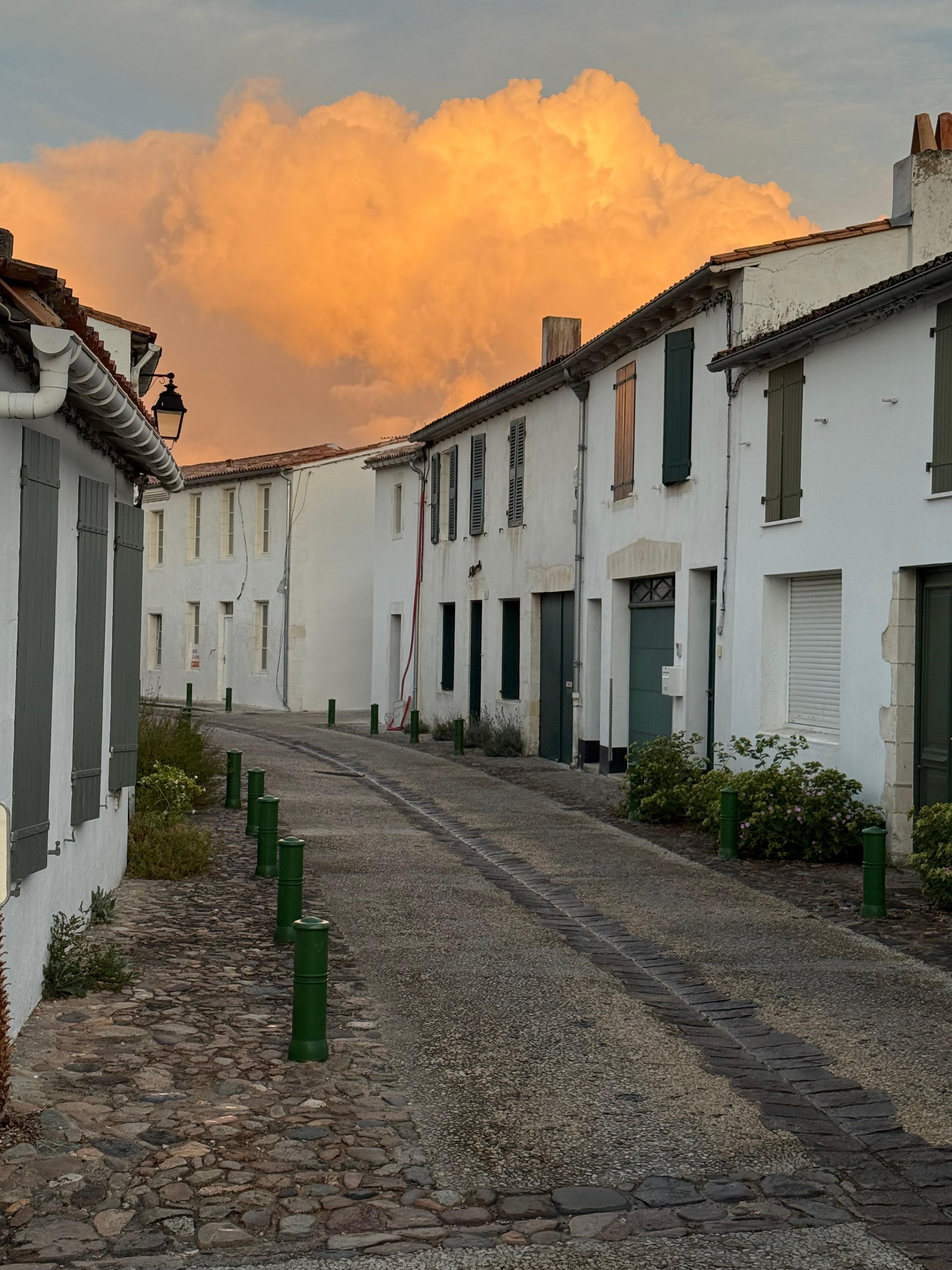 Abendstimmung in der rue Gaston Lem