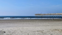 Sunset Beach ⛱️ Pier was just 10 minutes away!