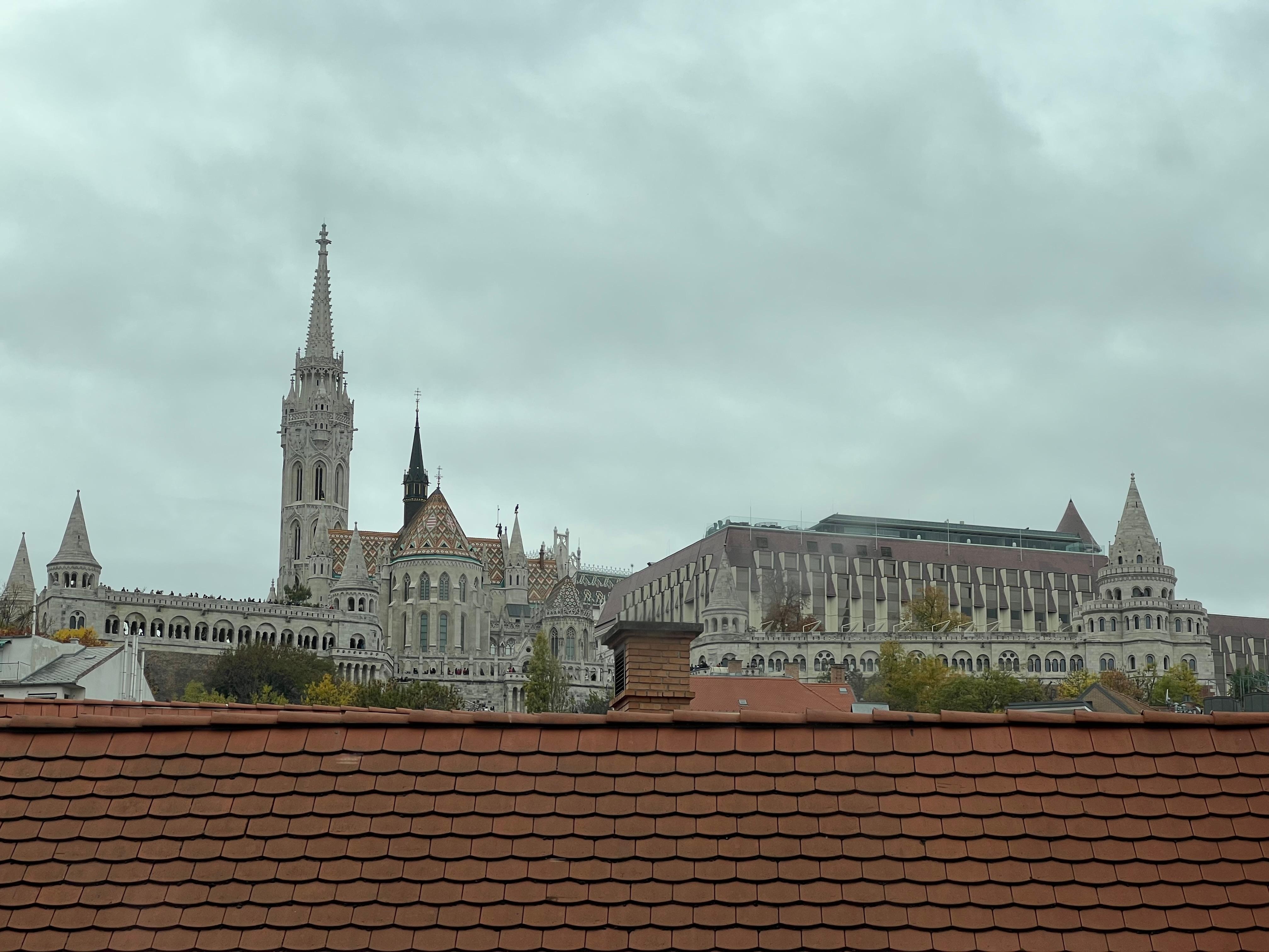 Ausblick vom Fahrstuhl im Hotelflur 