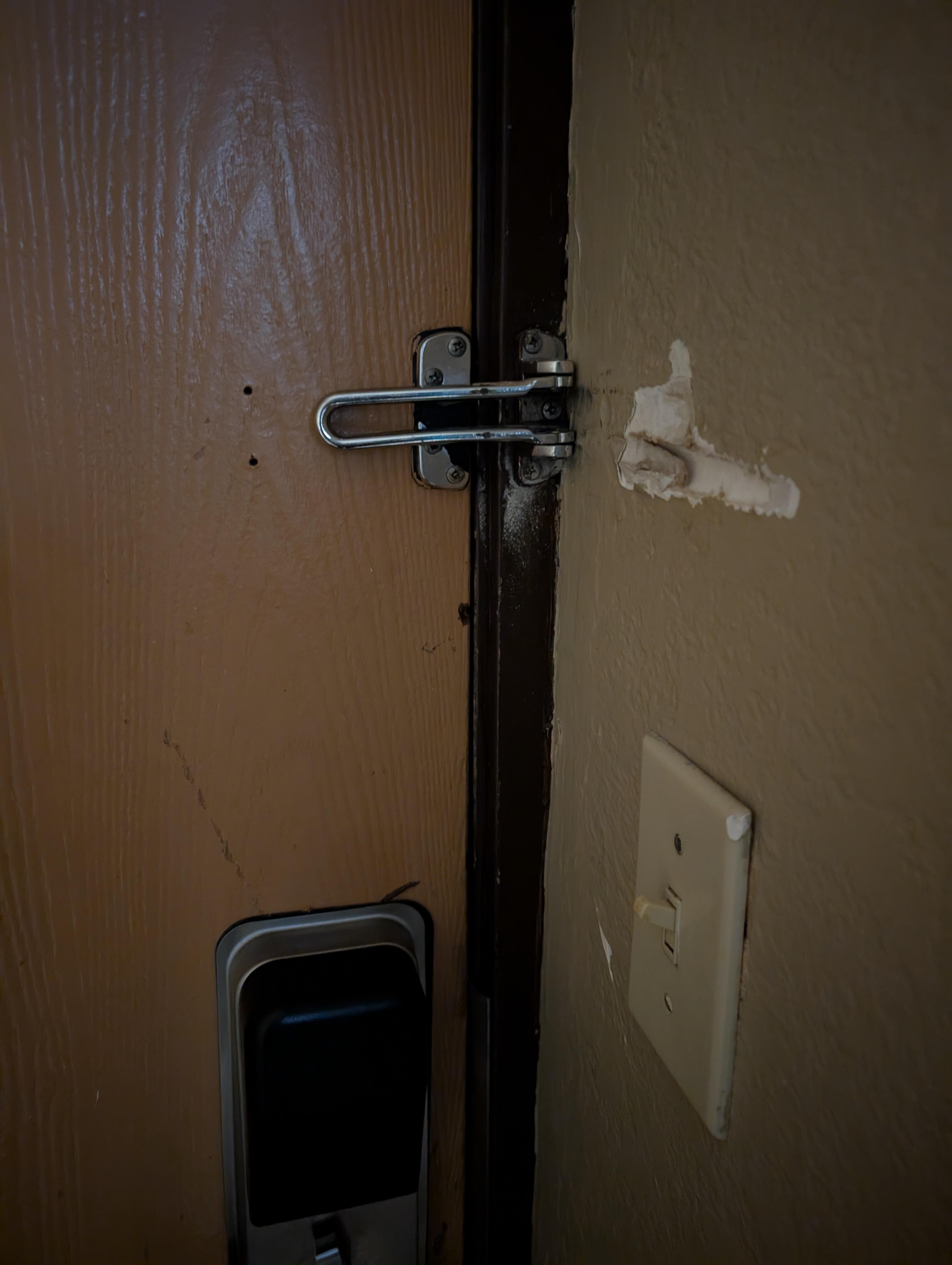 the latch for the lock, missing!