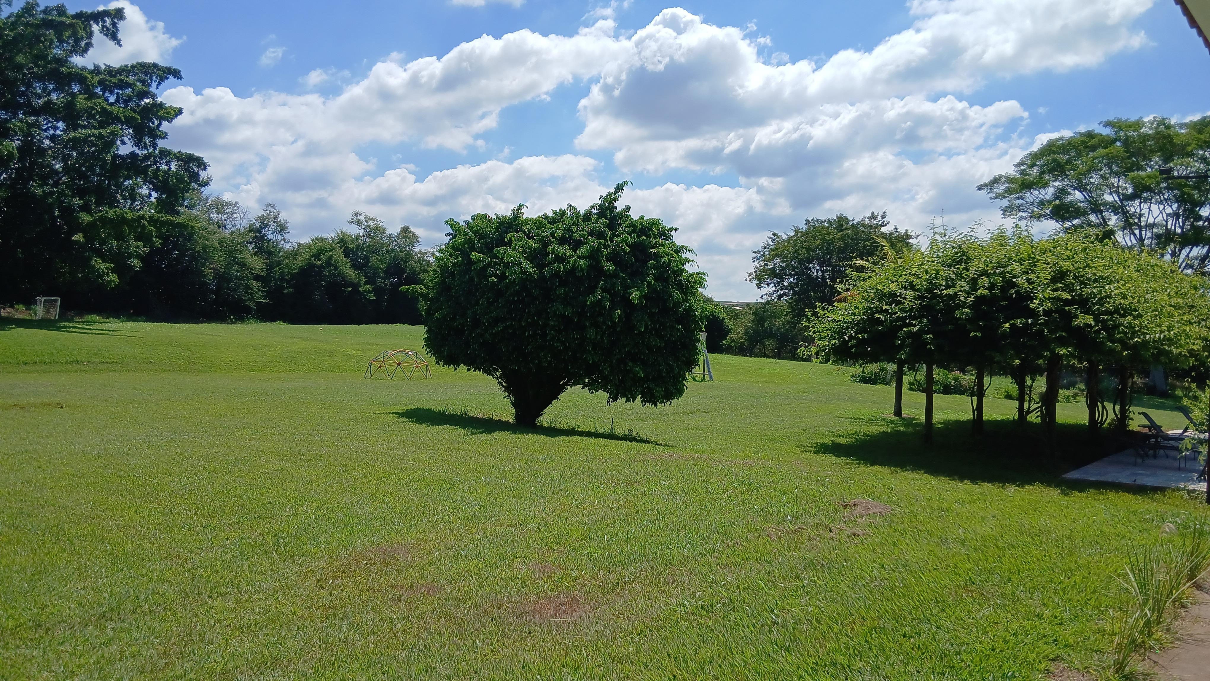 Fotos do hotel san paolo, é muito bom ficar entre família tem bastante laser interno, piscina, campo, mesa de jogos, área de churrasqueira etc 
