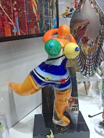 Murona Glass