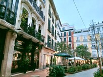 Hotel solo detras de ese bonito sitio en La Calle de las Huertas