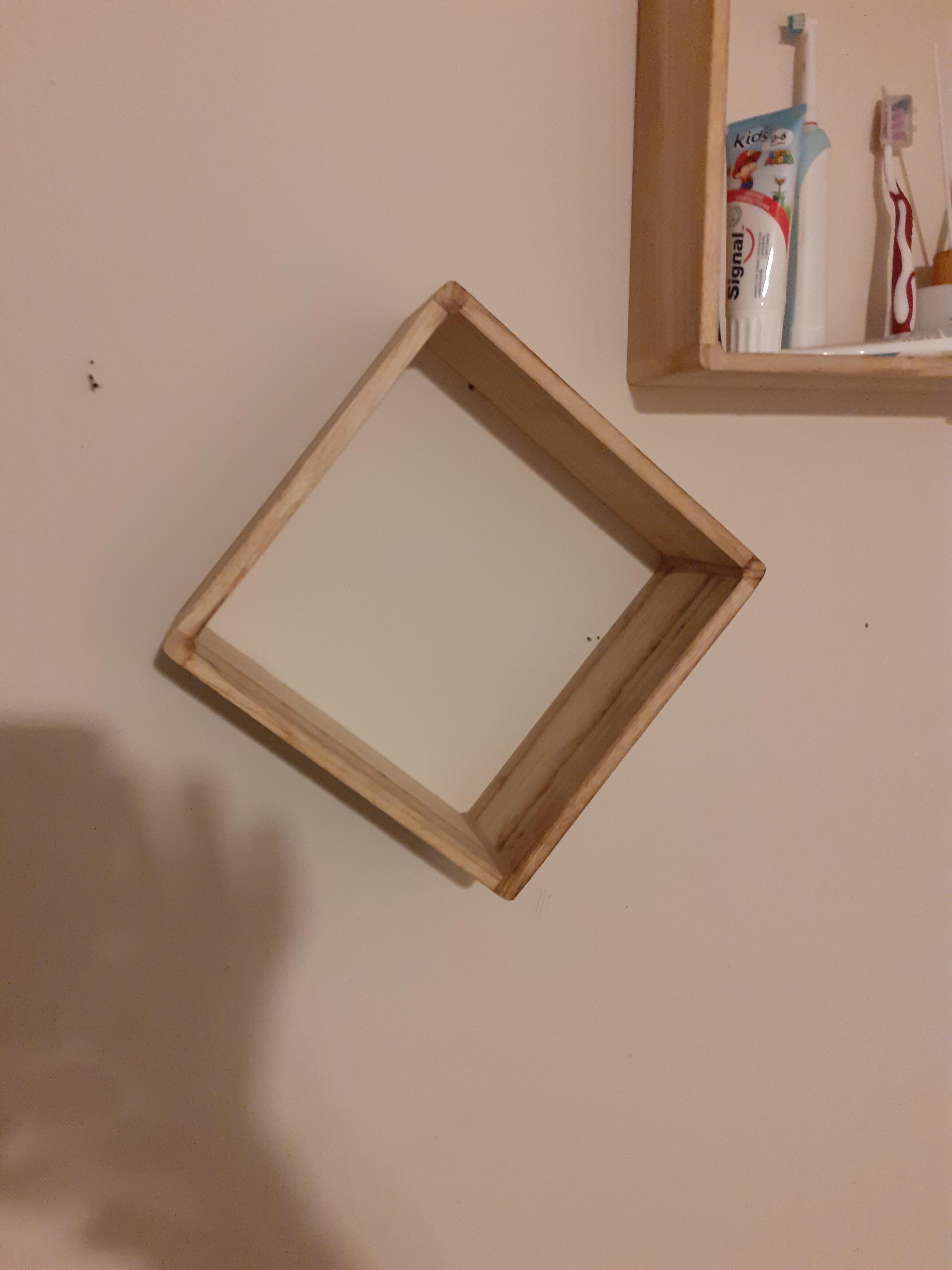 Déco 1 seul e attaché au mur