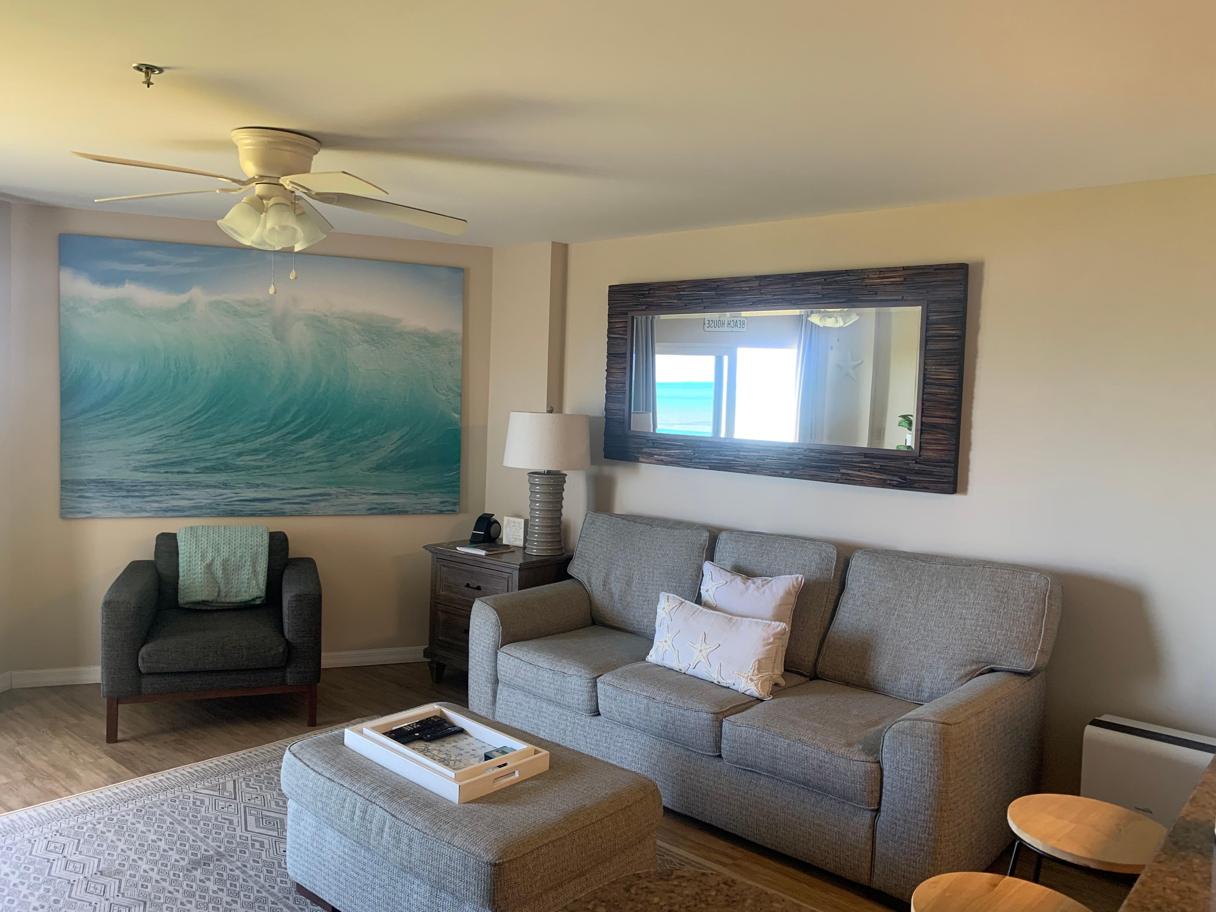 The mirror perfectly reflects the ocean view - nice touch!