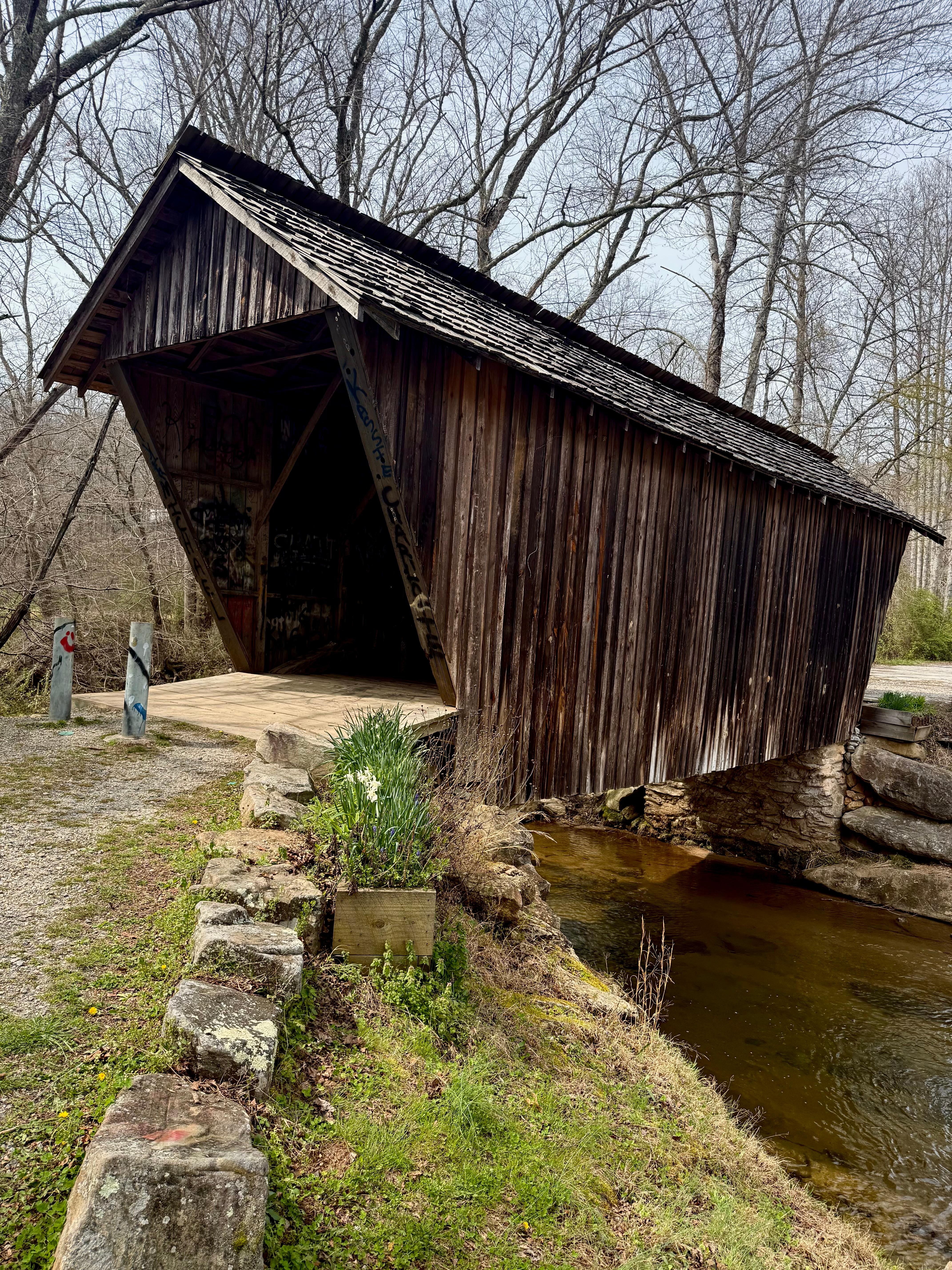 Covered bridge 