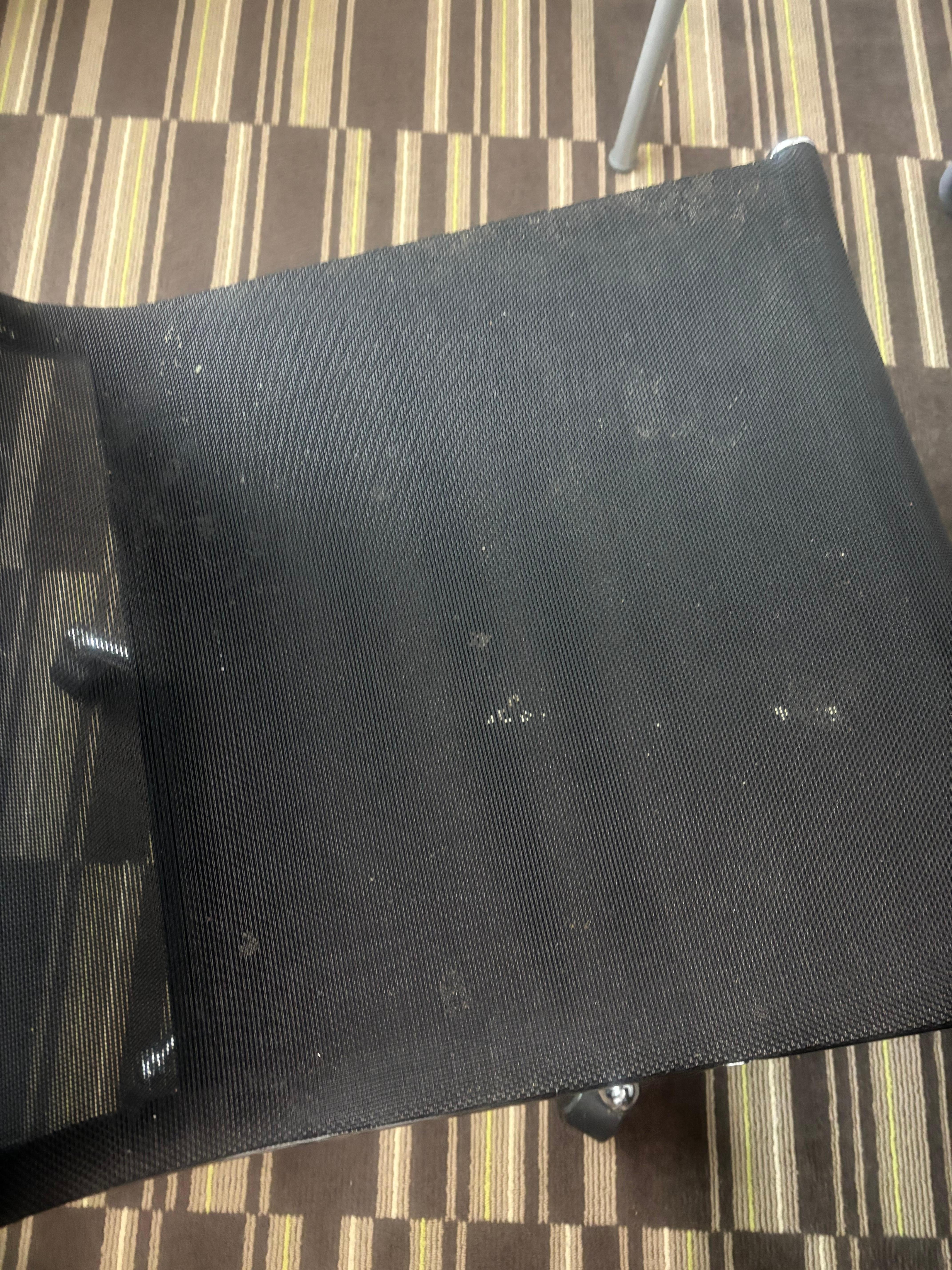 Set  had crumbs. Not clean