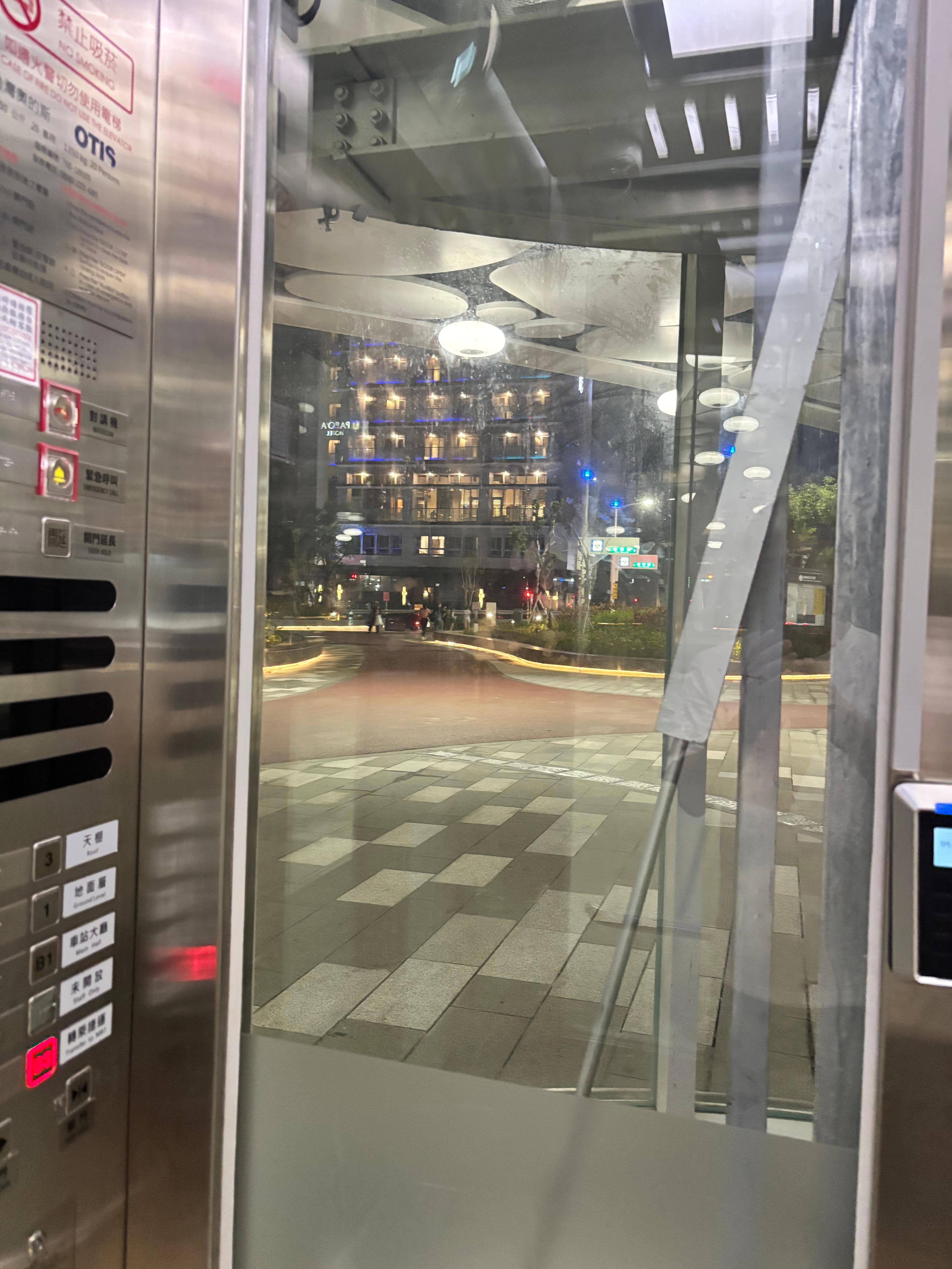 Inside the elevator you can see the hotel building