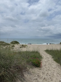View from the end of the boardwalk over the dunes