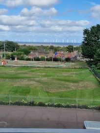 Pitch n putt