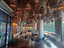 Attached Ochuna restaurant and Cafe. Great food!!