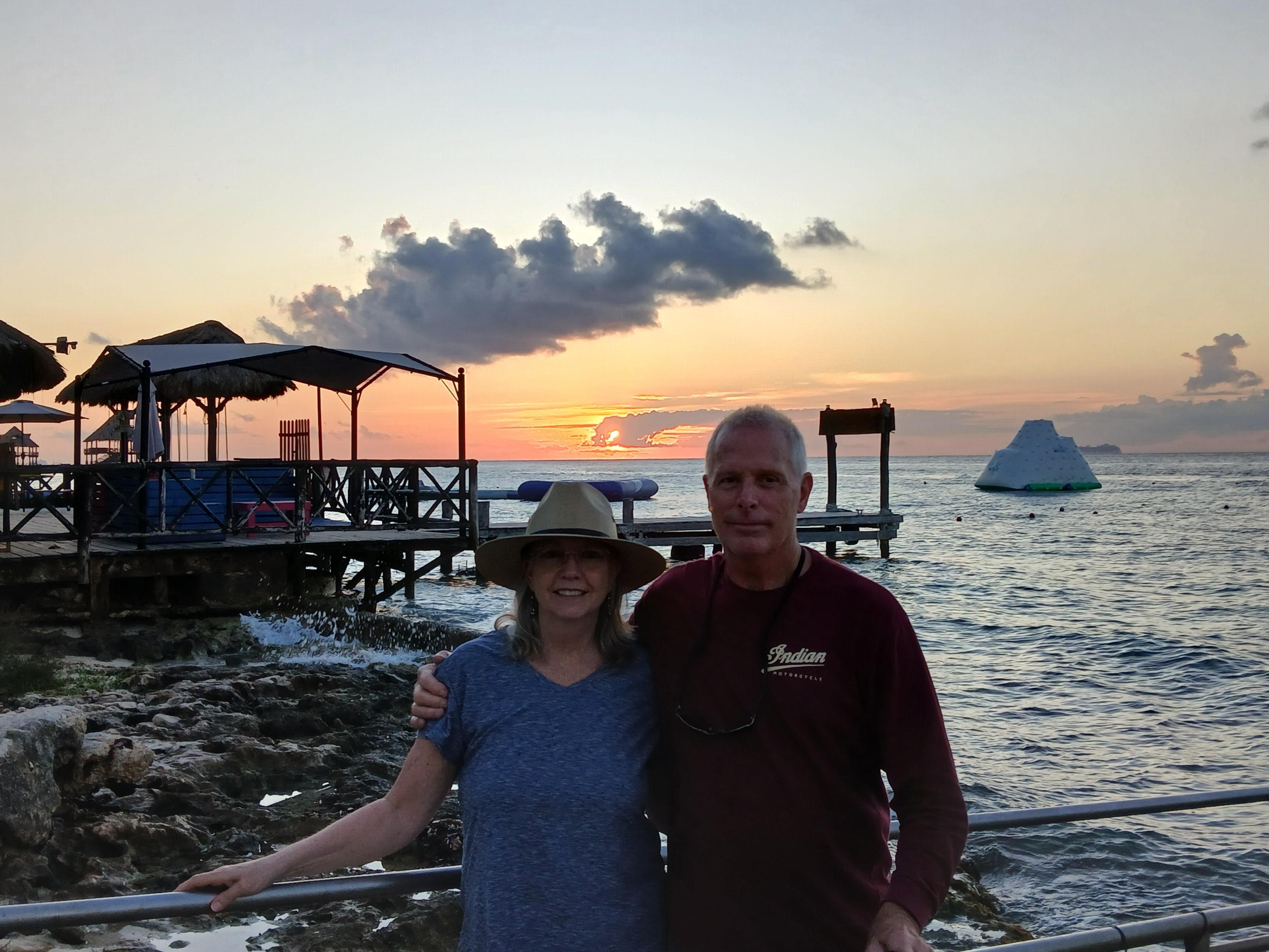 On the wall out pier into the water