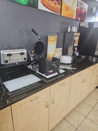 Breakfast bar
