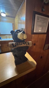 The special added touches were amazing! The cabin is decorated so cute!