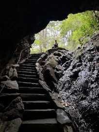 Arch at Allum cave