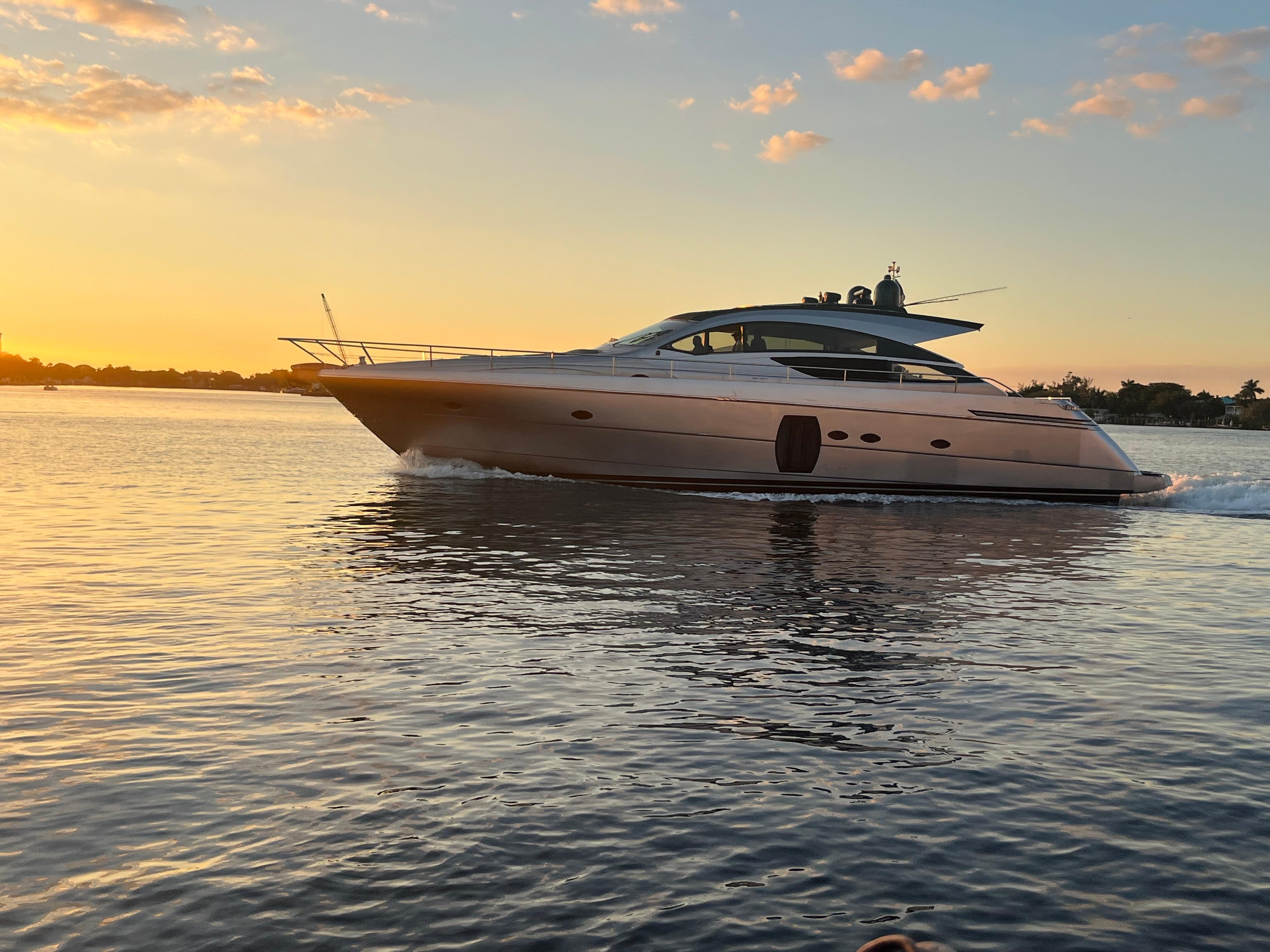 Very nearby Intracoastal waterway was great to view some expensive, high-end boats and yachts