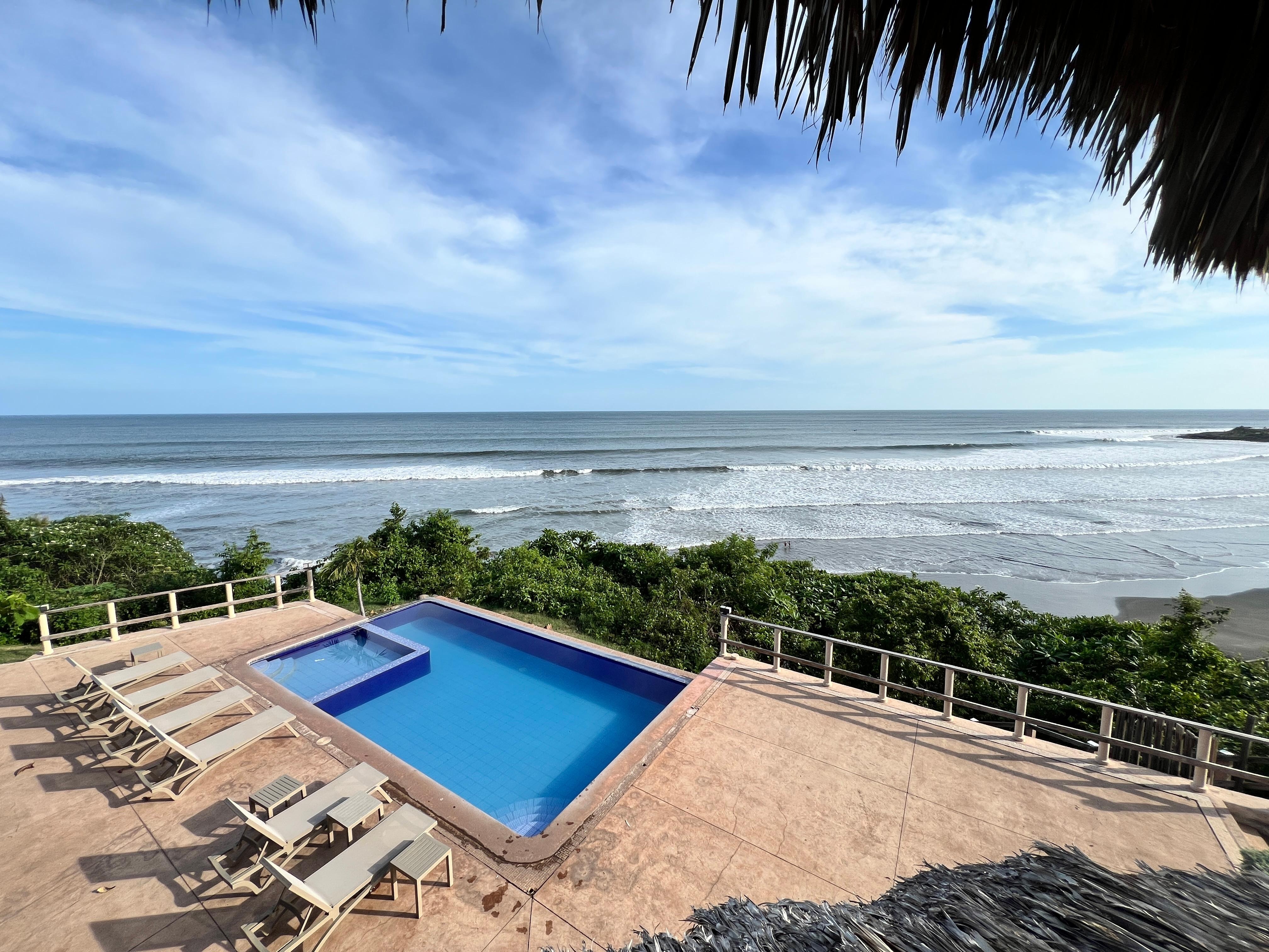 Terrace overlooking pool and ocean