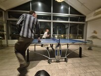 Pingisrum vid foajen.