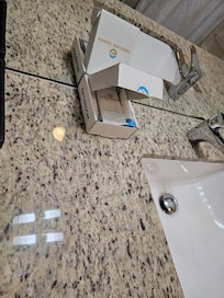 Bathroom welcome kit