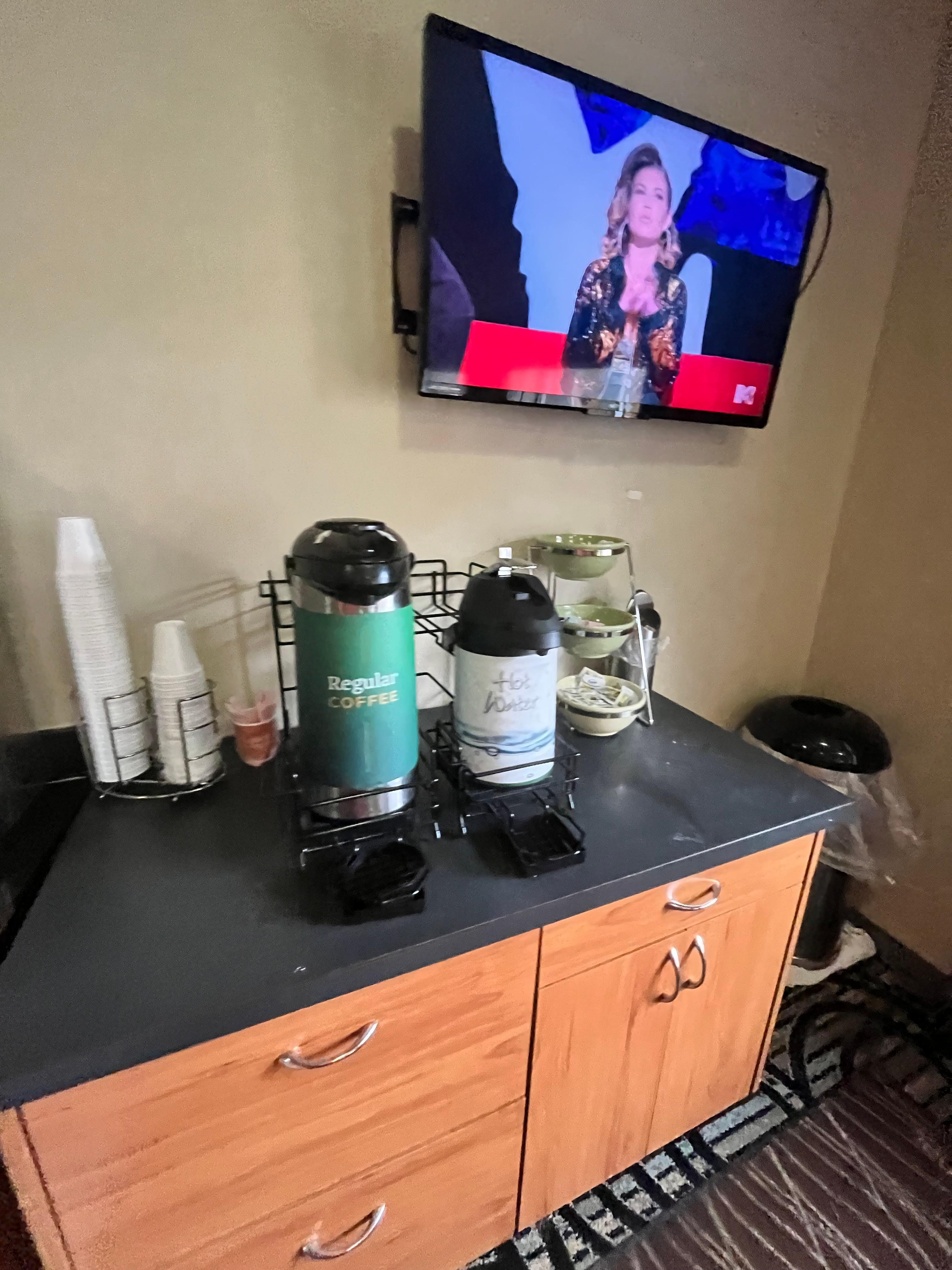 I’ve seen a better set up at homeless shelters. 