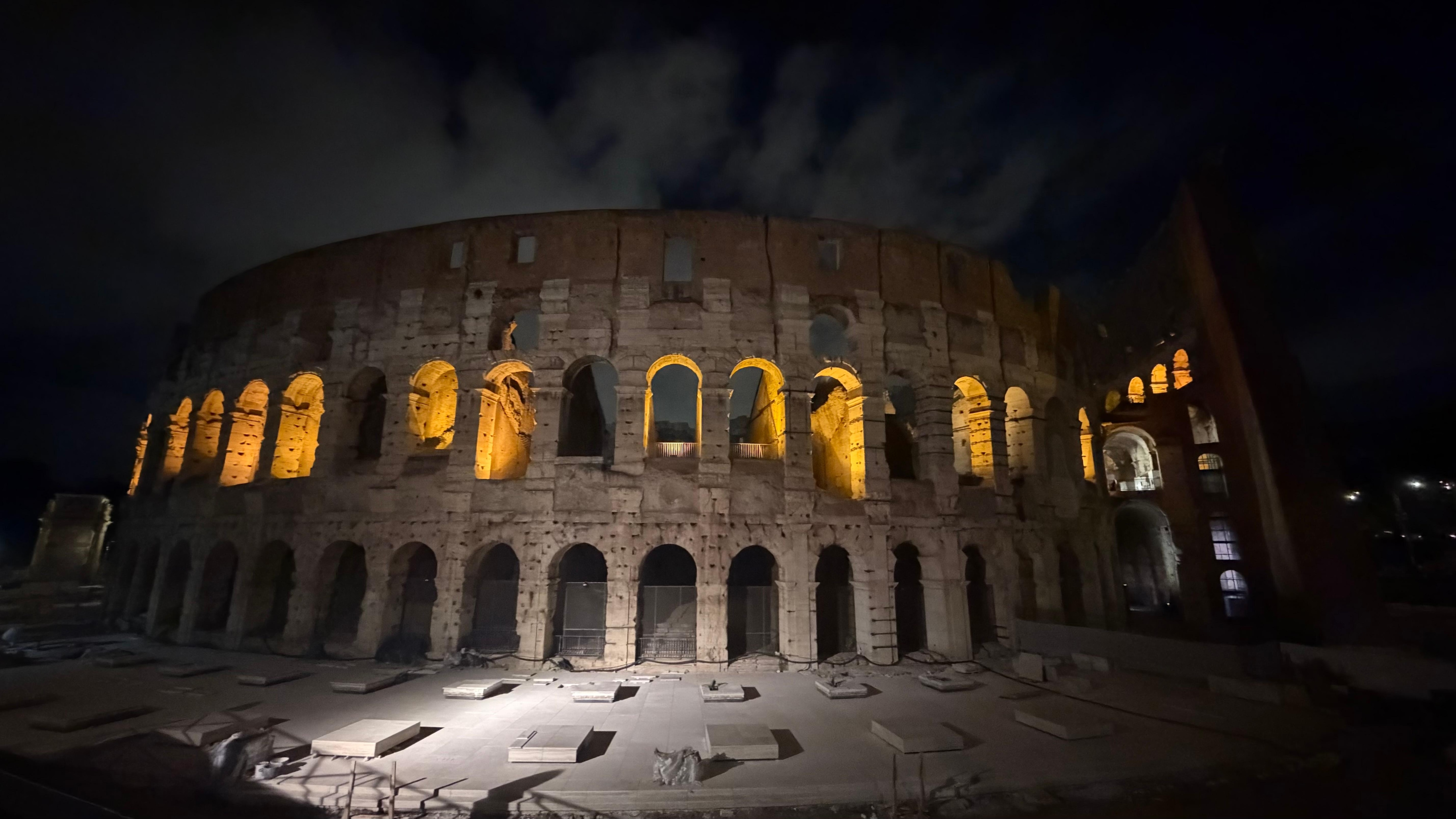 Walked to Colosseum after checking in.