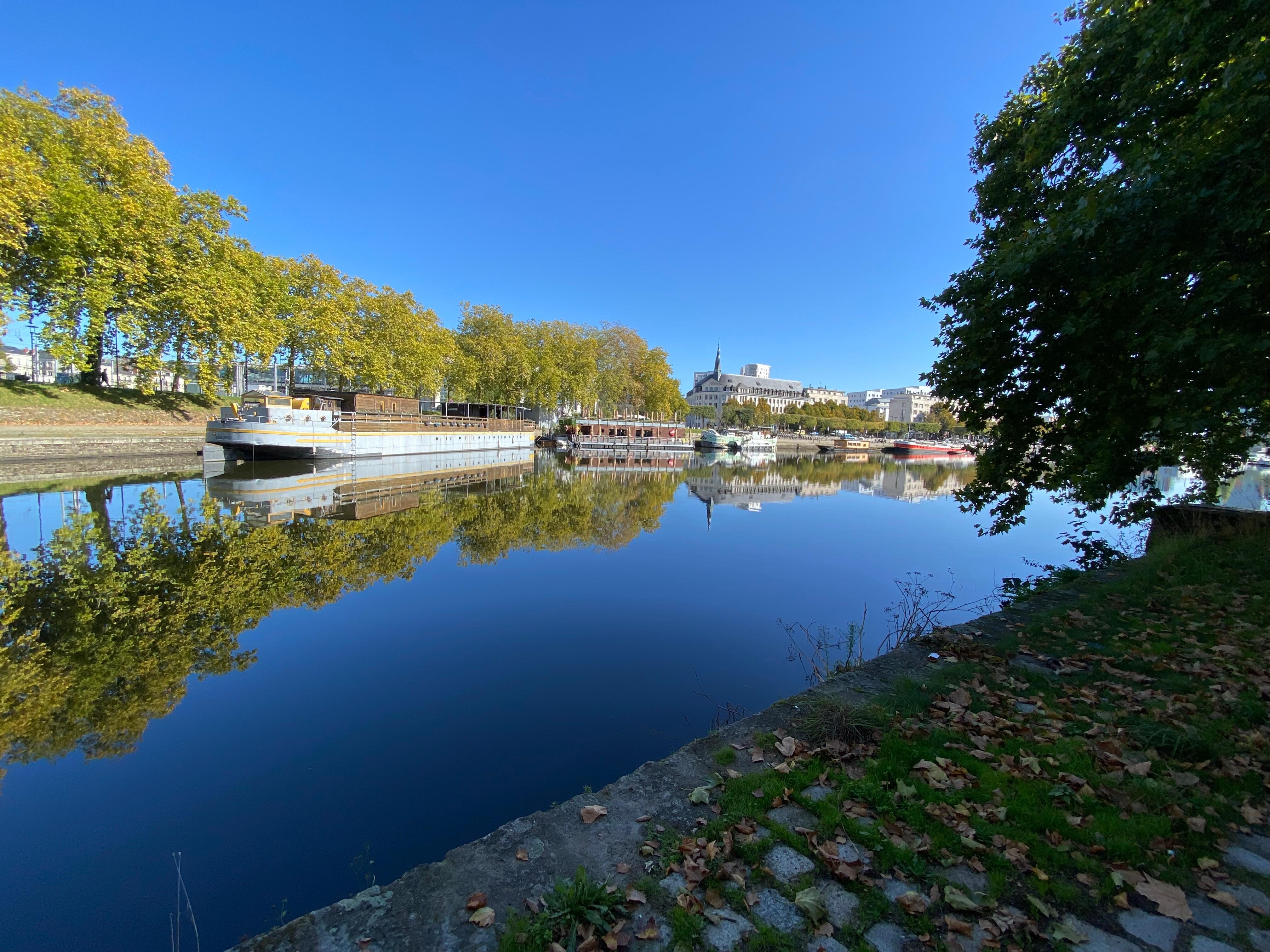 On the canal - 1 min walk from hetel
