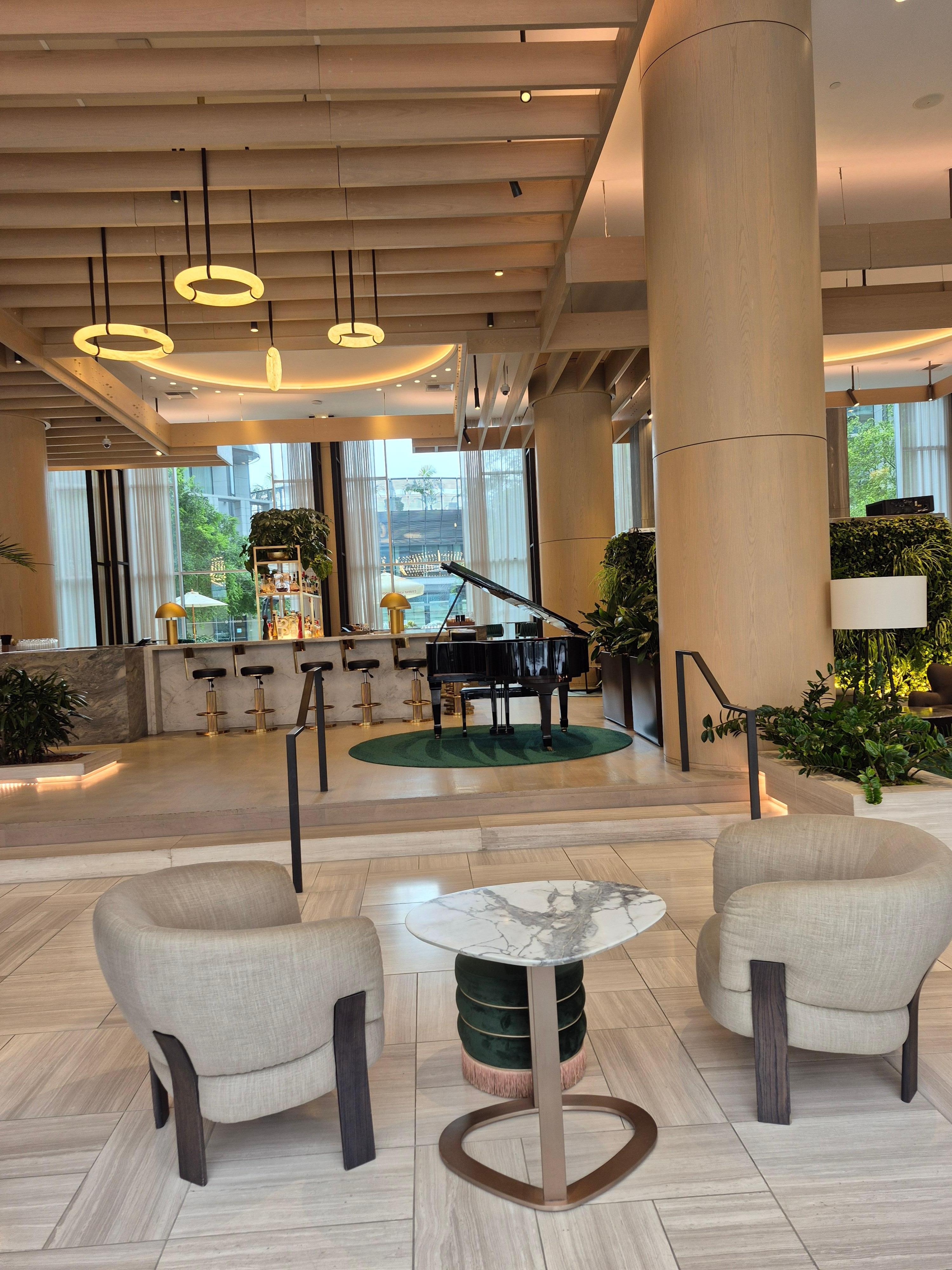 Lobby bar