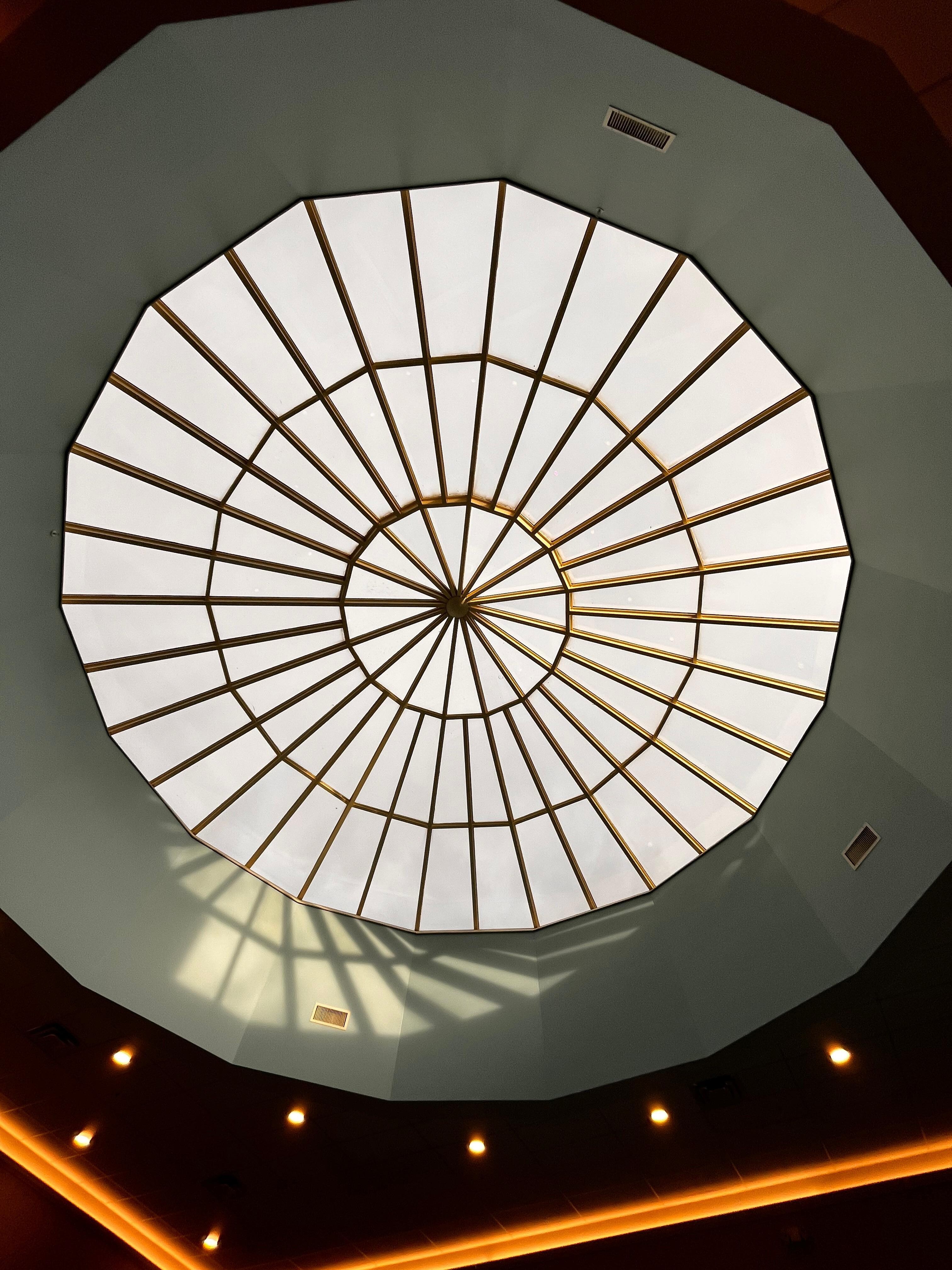 Dome from hot tub/ pool area- lovely