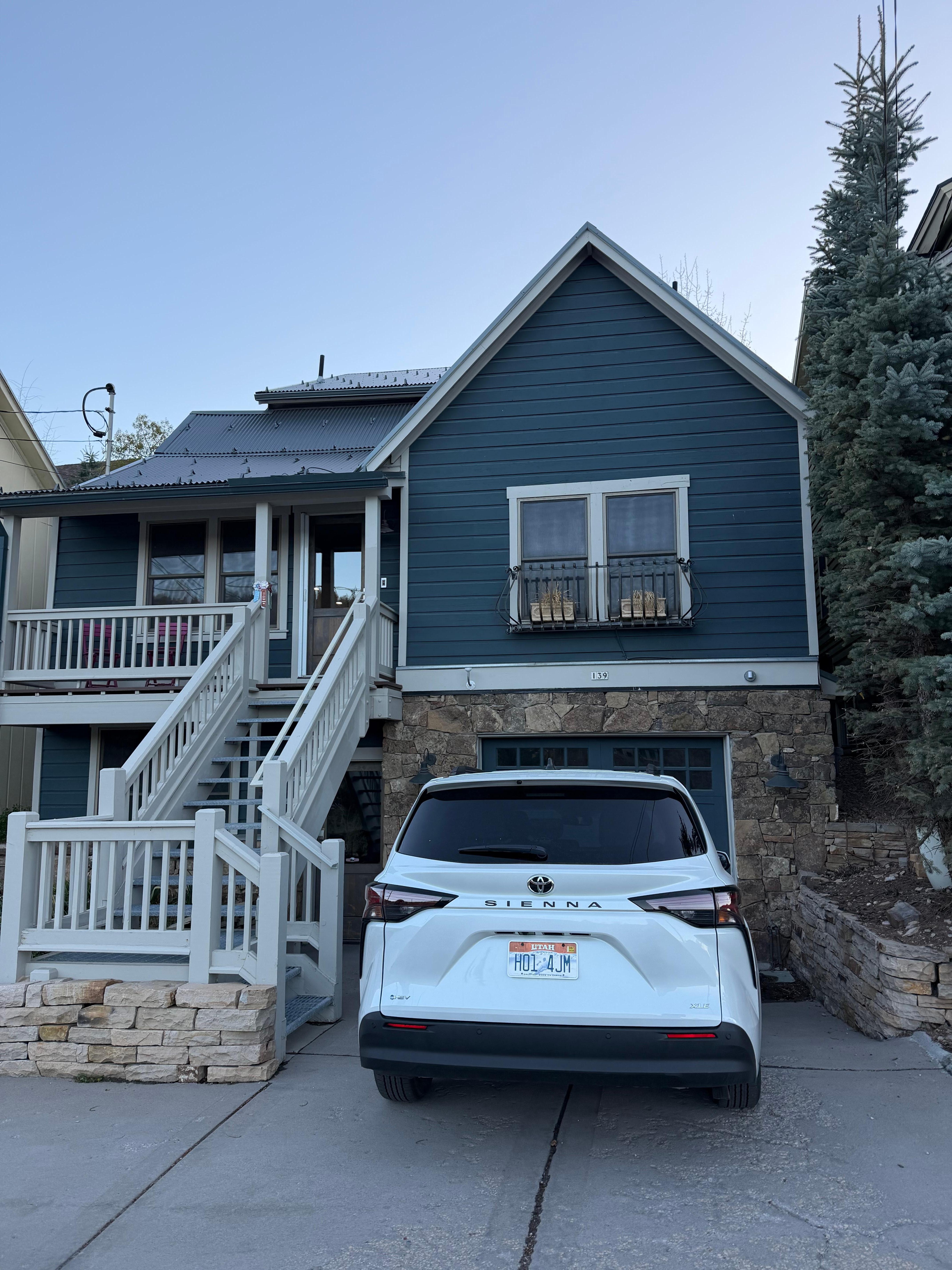 Adorable home in Park City, great for families and friend groups 