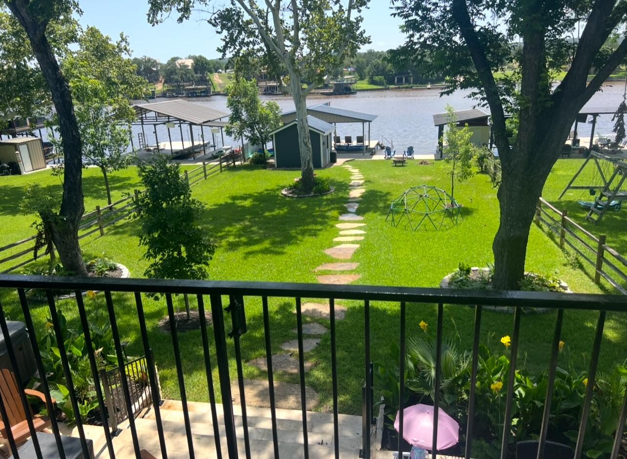 The backyard is wonderful! 